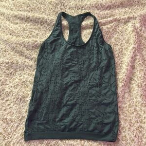athleta gym shirt